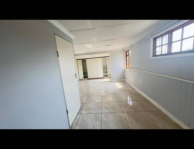 3 BEDROOM PROPERTY TO RENT IN KENSINGTON